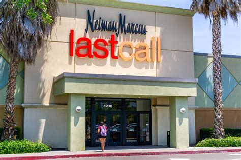 Neiman Marcus last call outlet